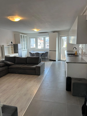  Proprietar   Închiriez apartament modern cu 2 camere + Dressing în Mărăști