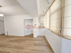 De vanzare apart. 3 camere Faleza , vedere Dunare, 78 mp, renovat premium - imagine 18