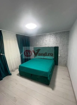 De închiriat apartament cu 2 camere în Micro 17, etaj 2, 450 euro