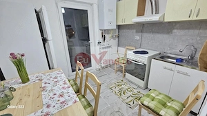 De inchiriat apartament 2 camere, Piața Centrală, et. 4, renovat, 450 eur - imagine 2