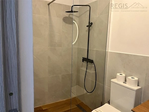 Apartament 2 camere la prima inchiriere,curte-zona Sinaia, centru - imagine 11