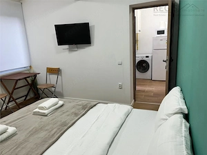 Apartament 2 camere la prima inchiriere,curte-zona Sinaia, centru - imagine 3