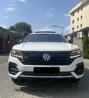 Volkswagen Touareg R-Line 3.0 V6 TDI   286 CP   4MOTION   Model 2020   Panoramic   Masaj   Suspensie