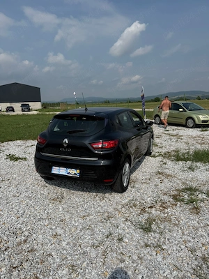 RENAULT CLIO   2018 1.2 Benzină  - imagine 2