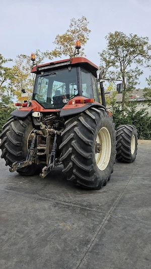 tractor new holland G - imagine 5