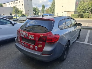opel   astra j  17 dtr     nu are acte vand sau dezmembrez 1000euro