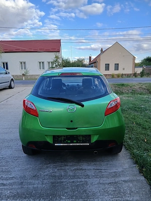 Mazda 2 an 2009 benzina 1.3 klima distribuție lanț adusă recent Germania  - imagine 3