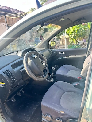 Hyundai Matrix 2002, 1.6 Benzina - imagine 4