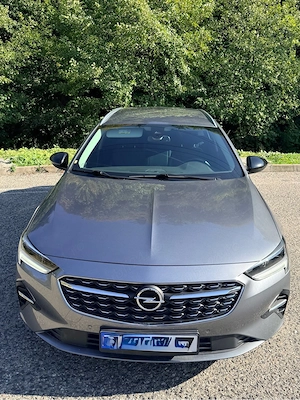 Opel Insignia Sports Tourer automatic 1.6 Diesel | 11 2  km | Stare impecabilă  - imagine 10