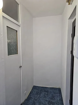 Ap 1 cam Micalaca Supeco in bloc de apartamente - imagine 4