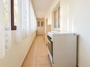 Apartament de vanzare cu 3 camere si boxa, parter inalt, zona Lipovei - imagine 8