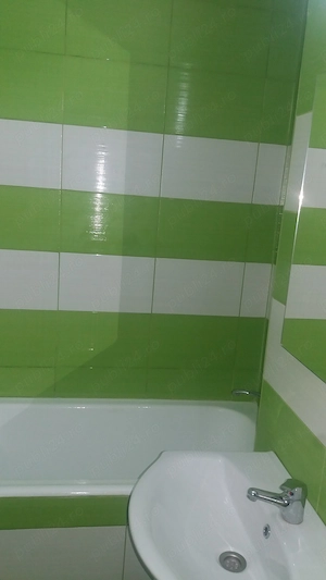 Inchiriez apartament 2 camere, decomandat, pe Calea Romanilor-Arad - imagine 8