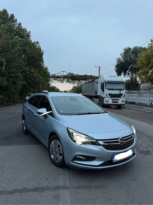 Opel Astra K 2018 iLux 1.6 CDTI 131cp Automat