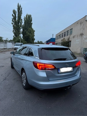 Opel Astra K 2018 iLux 1.6 CDTI 131cp Automat - imagine 2