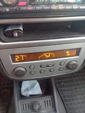Opel corsa C 1.2 benzina twiport 3 uși Clima. - imagine 5