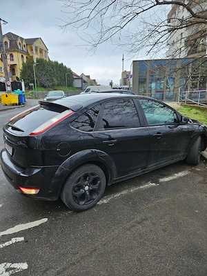 Ford focus hatcback  - imagine 2