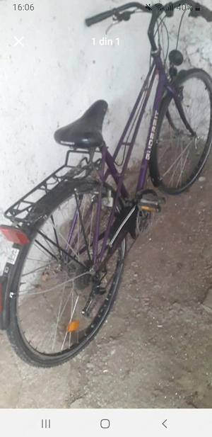 vînd 2 biciclete sau schimb cu găini 
