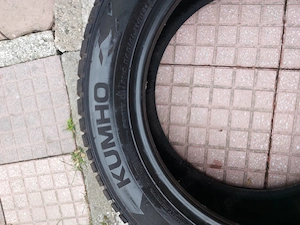 Vand 2(4) anvelope iarna KUMHO 235/55/R18, DOT 29/23, in stare f. buna. - imagine 4