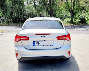 Ford focus berlina 2023 - imagine 4