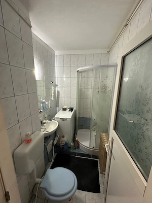  GARSONIERĂ DE ÎNCHIRIAT   1.500 LEI LUNĂ   Zona Turnu Măgurele   Sector 4, București  Se oferă  - imagine 6