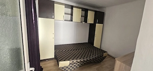 inchiriez doua camere la curte - imagine 6