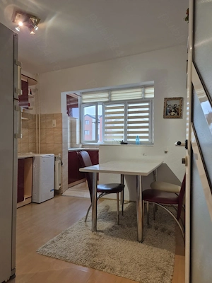 Inchiriez apartament 2 camere Radauti - imagine 9
