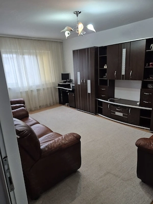 Inchiriez apartament 2 camere Radauti