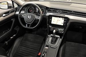 Volkswagen Passat 2.0TDI - imagine 8