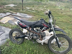 Cross 125 cc pe benzina,ulei separat NU E PE AMESTEC 85 90 km h mai multe detalii la telefon  - imagine 4