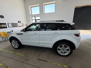 Range Rover Evoque 2013 2.0 Benzina 240HP - imagine 4