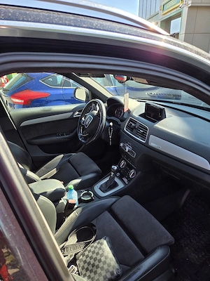 vând Audi Q3 exclusive 2.0 diesel  - imagine 3