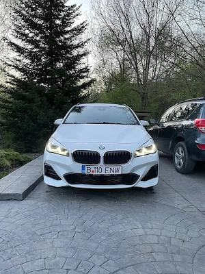 BMW 225xe, plug in hibrid, an 2  km, cumparata de la Bavaria Baneasa - imagine 2