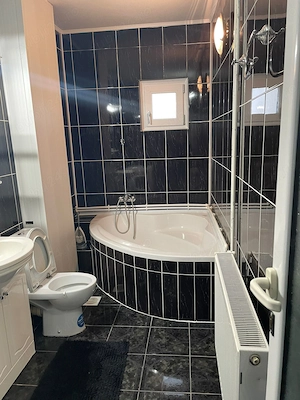 Apartament de inchirial - imagine 4