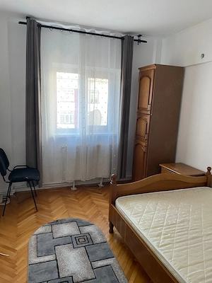 Apartament de inchirial - imagine 7