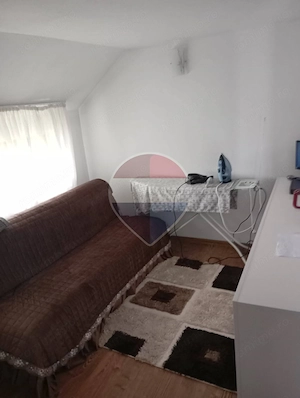 Casă / Vilă cu 7 camere de vânzare - imagine 8
