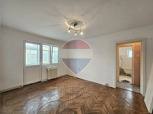Apartament cu 3 camere
