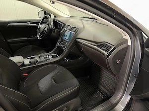 Ford Mondeo - imagine 9