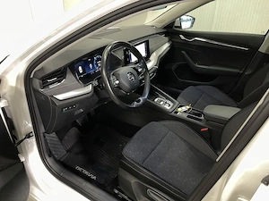 Skoda Octavia - imagine 5