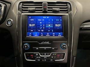 Ford Mondeo - imagine 18