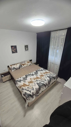 Inchiriez apartament 2 camere decomandat  - imagine 4