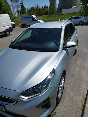 Vand auto Kia Ceed - imagine 5