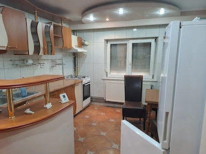 Apartament 2 camere de închiriat 