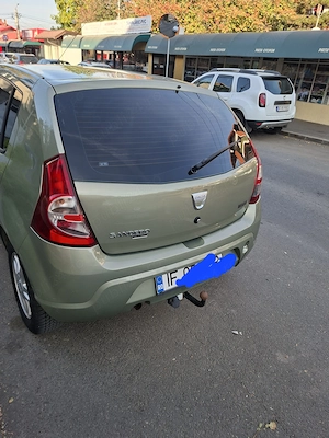 Vand Dacia Logan Sandero ,masina de familie intretinuta  - imagine 4