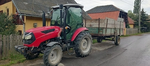 Vand sau schimb Tractor Universal U550, 55cp