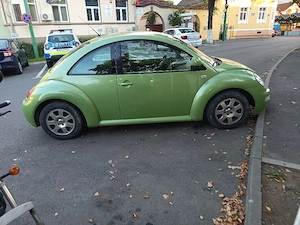 vand New beetle 2.0 benzina  - imagine 5