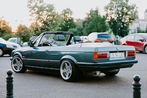 BMW E30 Cabrio 1987 320i Retro-mobil - imagine 3