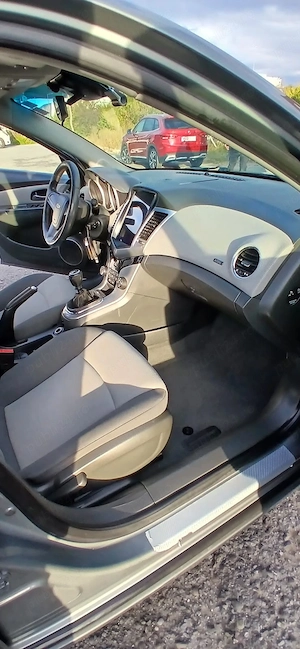 Chevrolet Cruze  - imagine 3