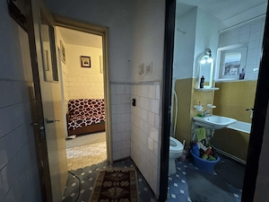 2 cam. etaj 1, 52 mp, fara imbunatatiri, zona Zahana - imagine 8