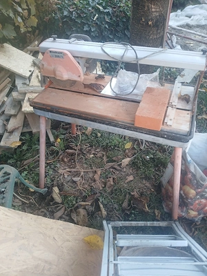 Mașina de tăiat pe apa 