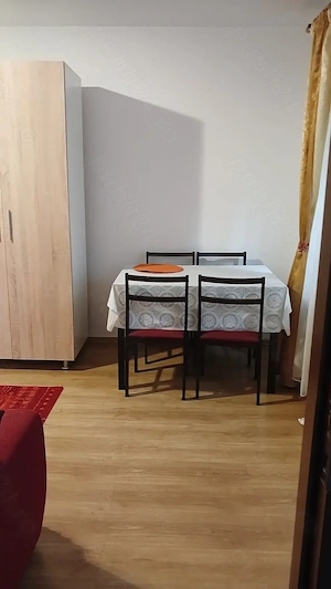 Pe str. Cuza Voda, zona spital, garsoniera de inchiriat, parter, mobilata si utilata, 220 euro luna - imagine 5